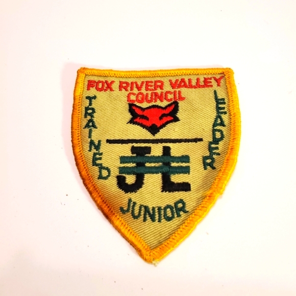 Boy Scouts of America Fox River Valley Council Junior Leader Trained Patch - Picture 1 of 1